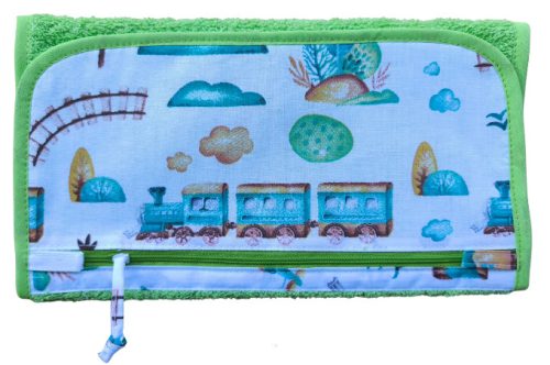 Aztadejó vonatos repülős világoszöld kéztörlő cipzáras zsebbel – 30×50 cm