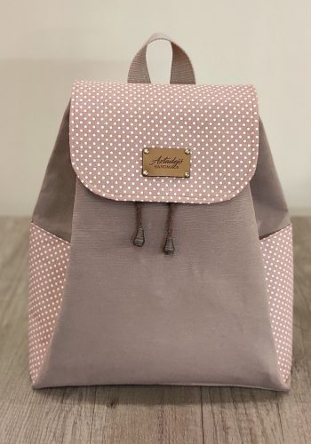 Aztadejó Handmade hátizsák barna fehér tűpettyes zsebbel
