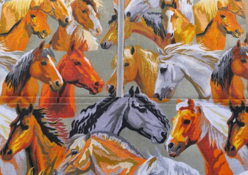 Aztadejó lovas oviszsák 40x56 cm