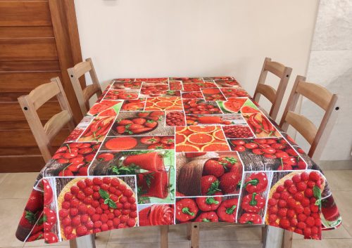 Aztadejó piros gyümölcsös asztalterítő 120x150 cm