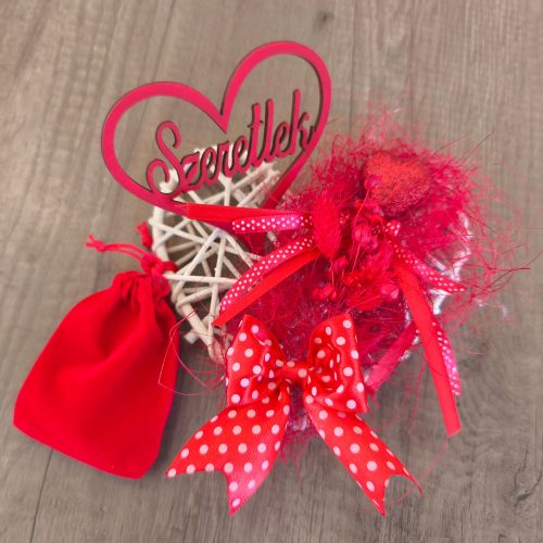Aztadejó Valentin-napi vesszőszív 15 cm