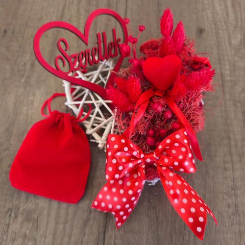 Aztadejó Valentin-napi vesszőszív 15 cm